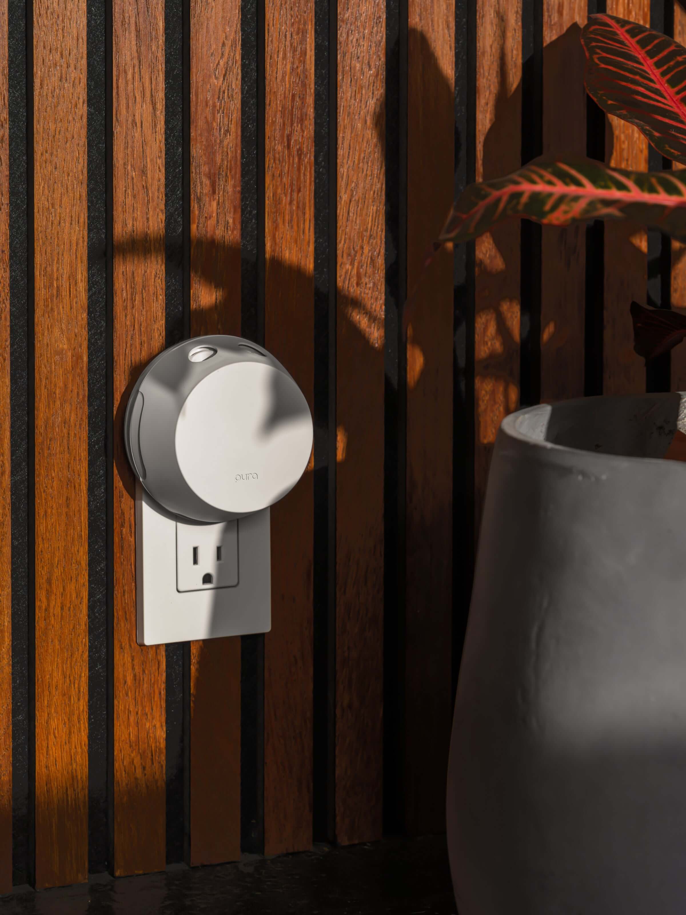 Pura 4 - Make Your Home Smell Amazing